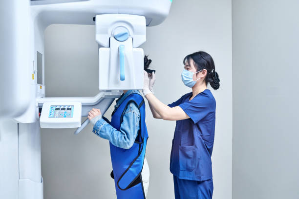 Best Dentist Open Late Near Me  in Munford, AL